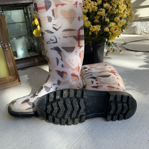 Burberry Rain Boots - Picture 2 of 4